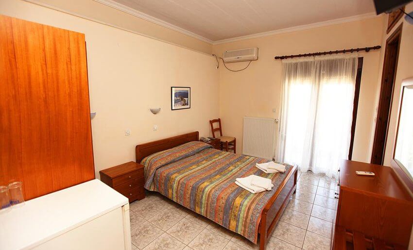 Hotel Pontios tasos smestaj grcka hoteli dvokrevetna soba